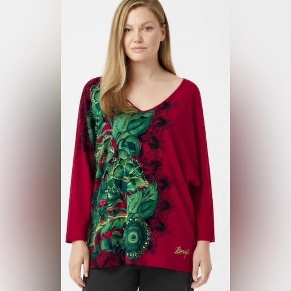 Desigual Tops - Vintage luxury desigual large green & red top grandma indie core Christmas